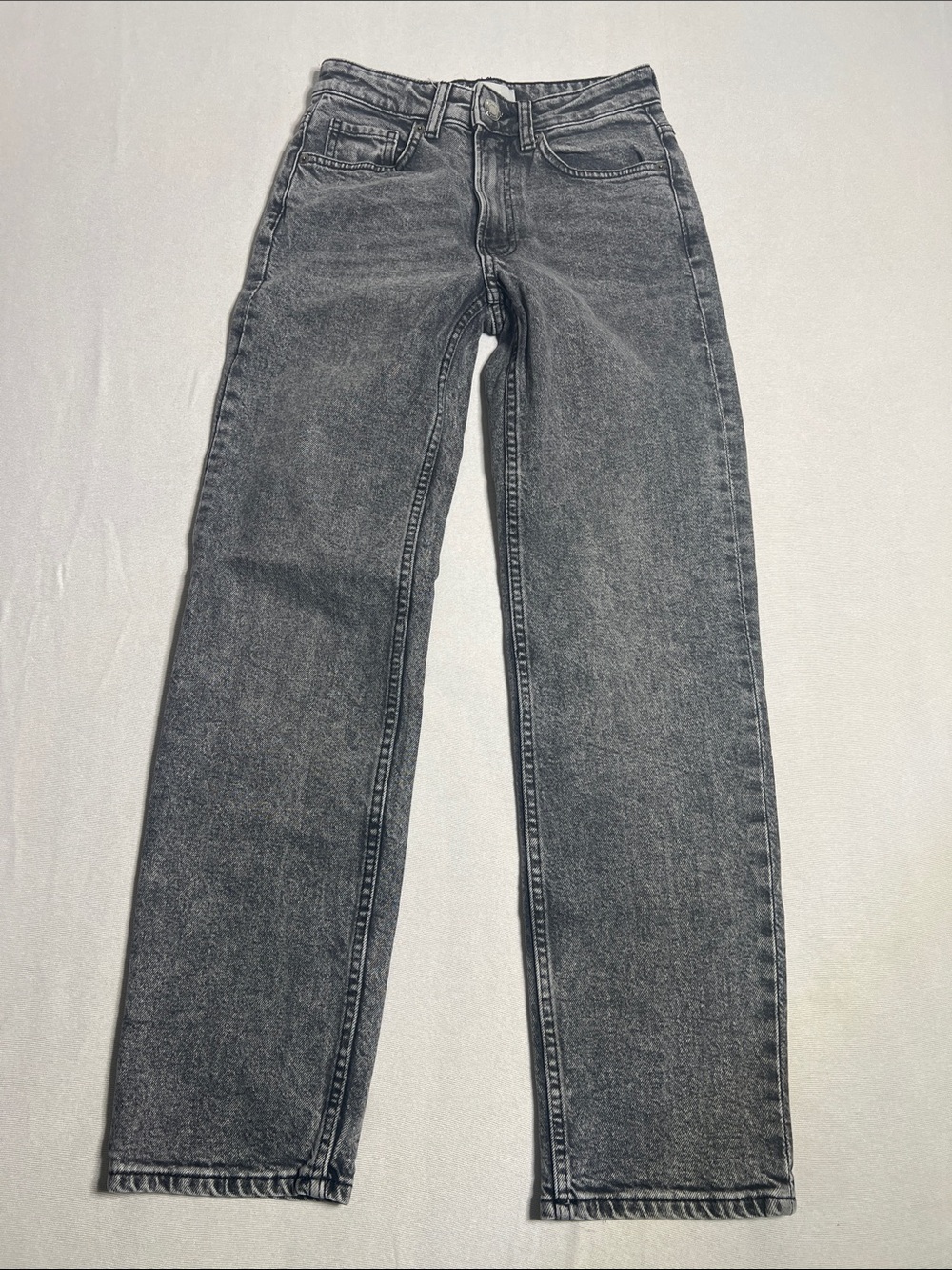 H&M Women's Straight-Leg Jeans in Washed Black